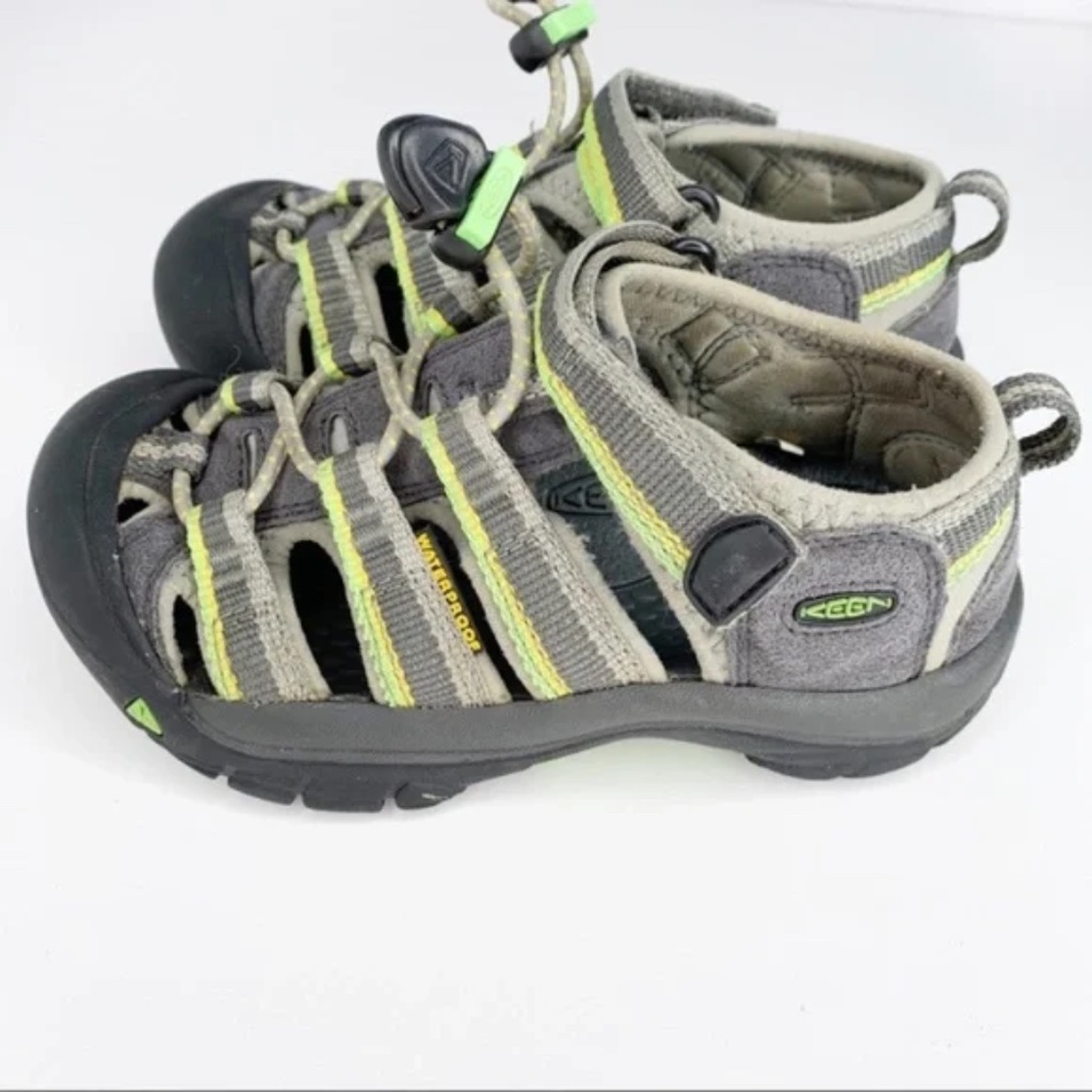 KEEN Unisex Kid Sandal